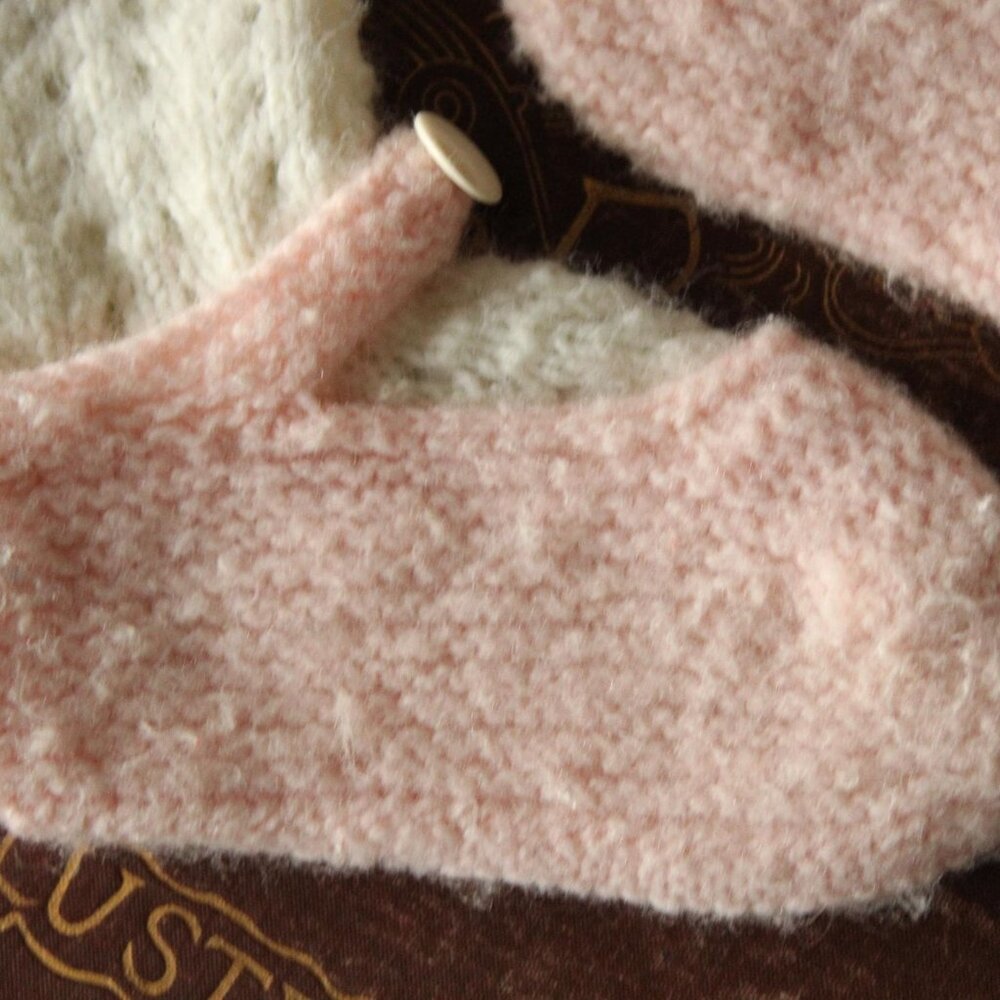 Vintage 1950s Baby Booties, Infant Girls Knit White With Pink Trim Shoes Layette - Picture 3 of 10